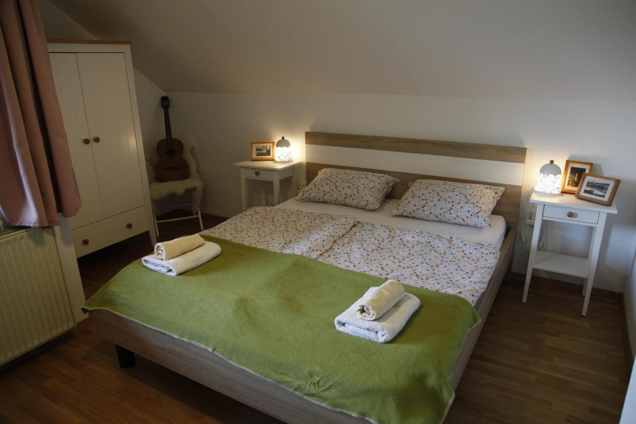 Family Apartment On Repecnik Farm In Gorje, Bled Zgornje Gorje Luaran gambar